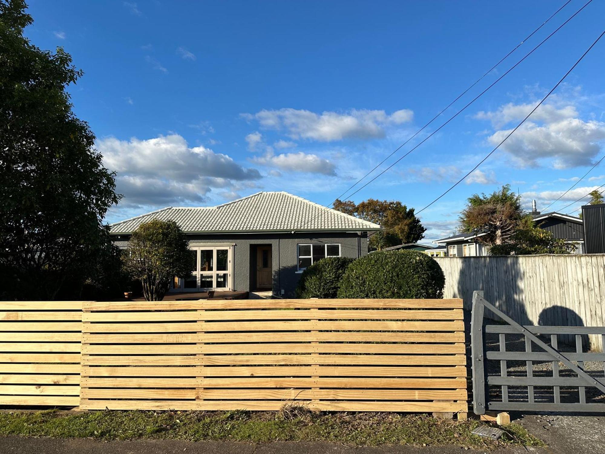 Peter'S Bach Villa Rotorua Exterior photo